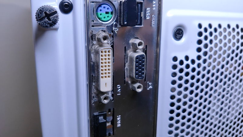 自作PC 掃除 USBなどのポート類の掃除 3